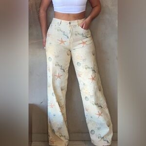Beige Seashell Print Wide-Leg Women’s Jeans